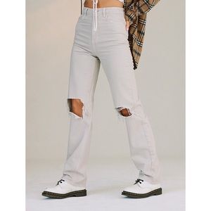 Pacsun gray distressed boyfriend jeans size 29- new with tags